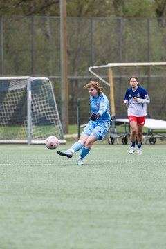 Bild 189 - F Hamburger SV 2 - SpVg Aurich : Ergebnis: 1:1
